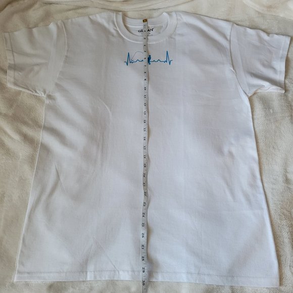 Heartbeat Fisherman Print Crew Neck T-Shirt - Picture 3 of 7